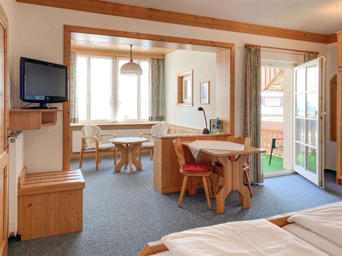 Landgasthof Roessle uhlingen Birkendorf Bagian luar foto